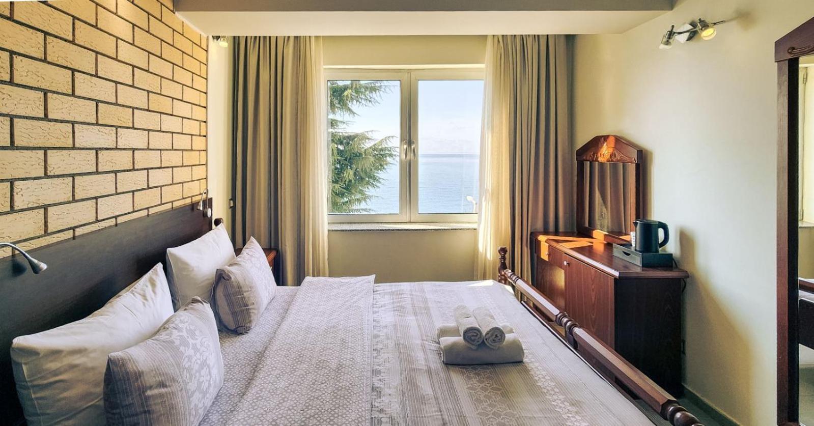 Royal View Hotel And Spa Охрид Екстериор снимка